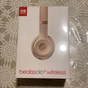 NWT beats solo 3 wireless headphones